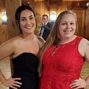 Meet your Posher, Caitlin